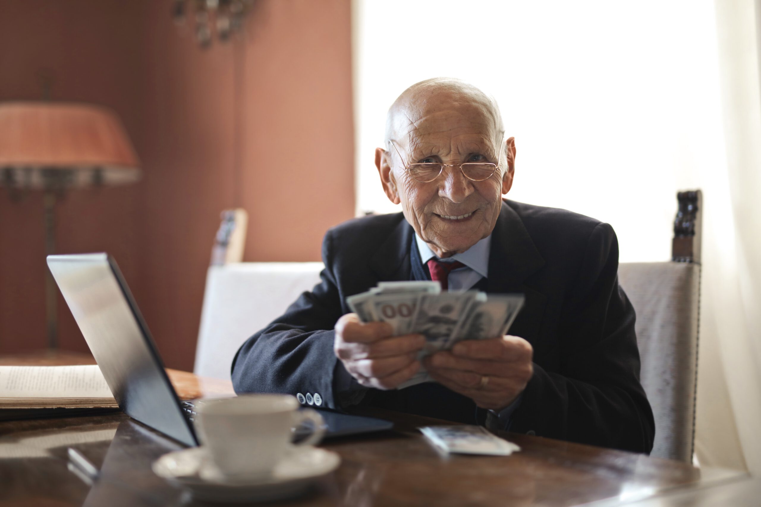 Jak i dlaczego warto złożyć wniosek o przeliczenie emerytury